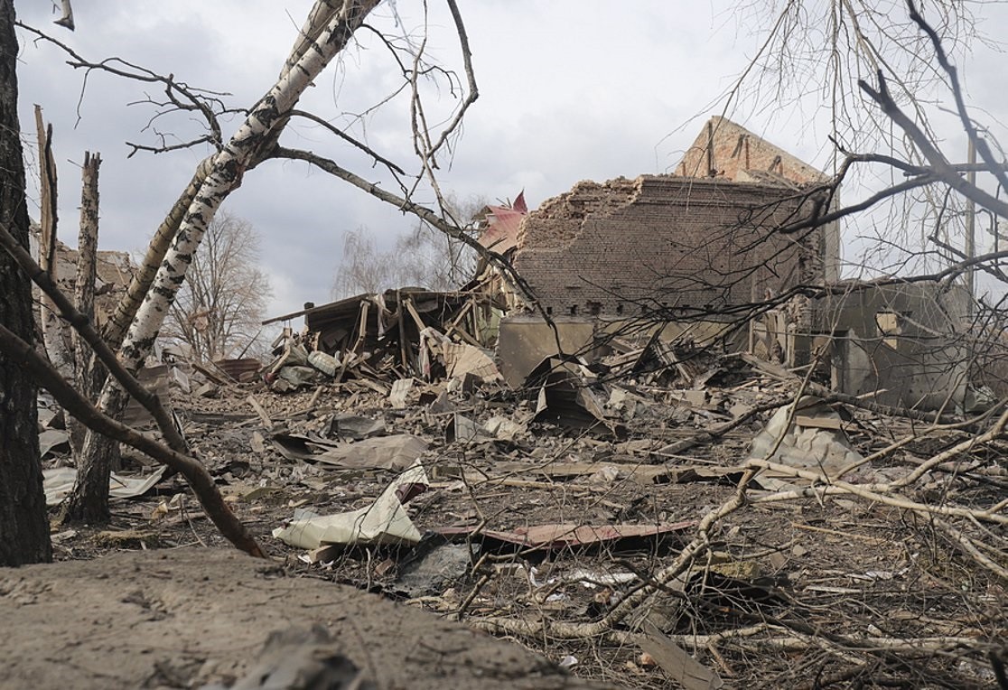 Βομβαρδισμένο τοπίο στην πόλη Αβντίιβκα