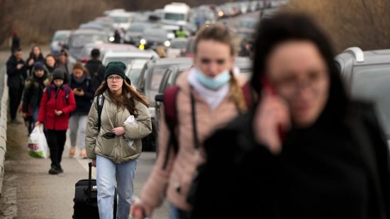 Eurostat: Αύξηση 64% το 2022 στους αιτούντες άσυλο στην ΕΕ