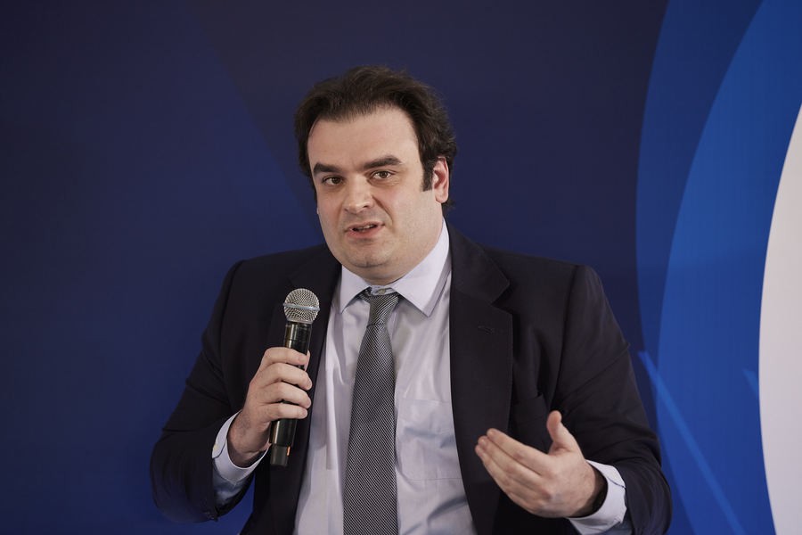 Ο υπουργός Επικρατείας & Ψηφιακής Διακυβέρνησης Κυριάκος Πιερρακάκης , μιλάει στην προσυνεδριακή συζήτηση με θέμα «Ψηφιακή Επανάσταση - Κράτος φιλικό προς τους πολίτες» στο Χαλάνδρι, τη Δευτέρα 11 Απριλίου 2022. ΑΠΕ-ΜΠΕ/ΓΡΑΦΕΙΟ ΤΥΠΟΥ ΠΡΩΘΥΠΟΥΡΓΟΥ/ΔΗΜΗΤΡΗΣ ΠΑΠΑΜΗΤΣΟΣ