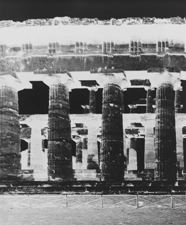 Αρχαίος ελληνικός ναός στην Ποσειδωνία της Κάτω Ιταλίας