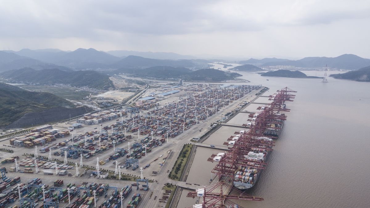 Πλοία στα κινεζικά λιμάνια
