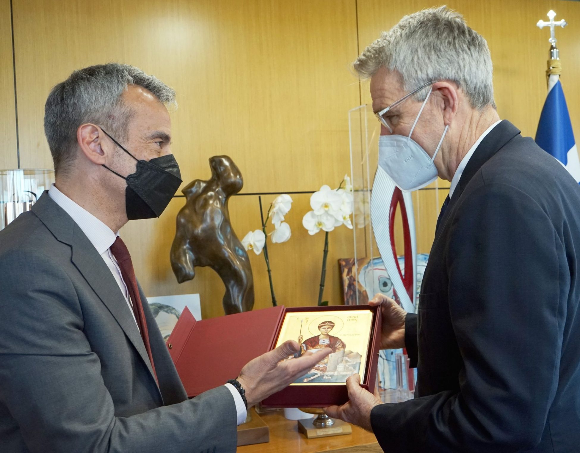 Τζέφρι Πάιατ: Συνάντηση με Ζέρβα – «Το φιλότιμο των Ελλήνων είναι μια αντανάκλαση του ανθρωπισμού»