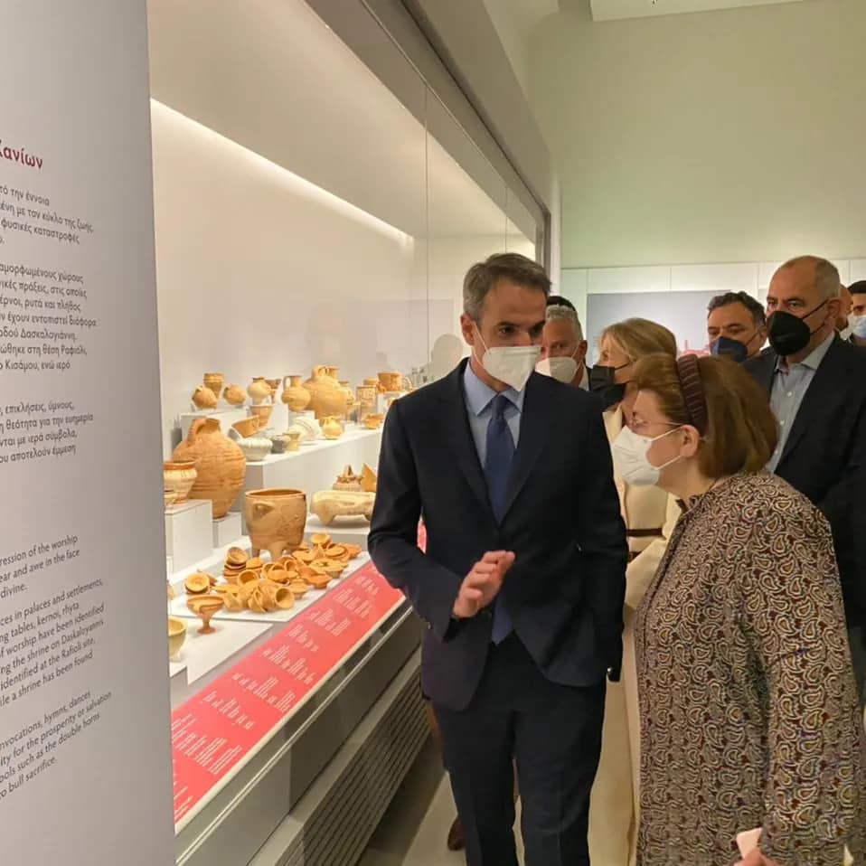 Από την επίσκεψη του Πρωθυπουργού Κυριάκου Μητσοτάκη στο νέο Αρχαιολογικό Μουσείο Χανίων