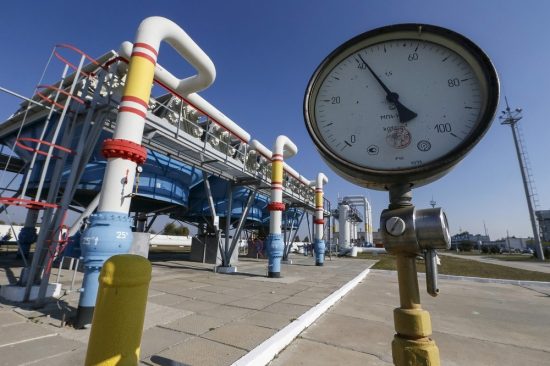 Bloomberg: Τέσσερις Ευρωπαίοι αγοραστές φυσικού αερίου πλήρωσαν τη Ρωσία σε ρούβλια