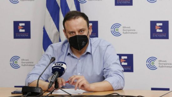 Μαγιορκίνης: Είμαστε σε επιφυλακή λόγω Όμικρον 4 και 5 – Γιατί υπάρχουν επαναμολύνσεις