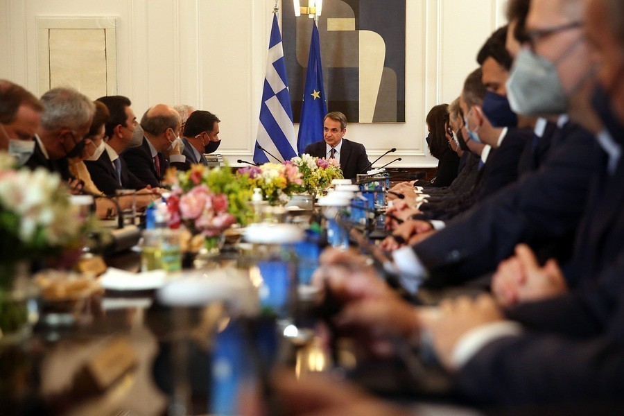 Ο πρωθυπουργός Κυριάκος Μητσοτάκης προεδρεύει του υπουργικού συμβουλίου που διεξάγεται στο Μέγαρο Μαξίμου 