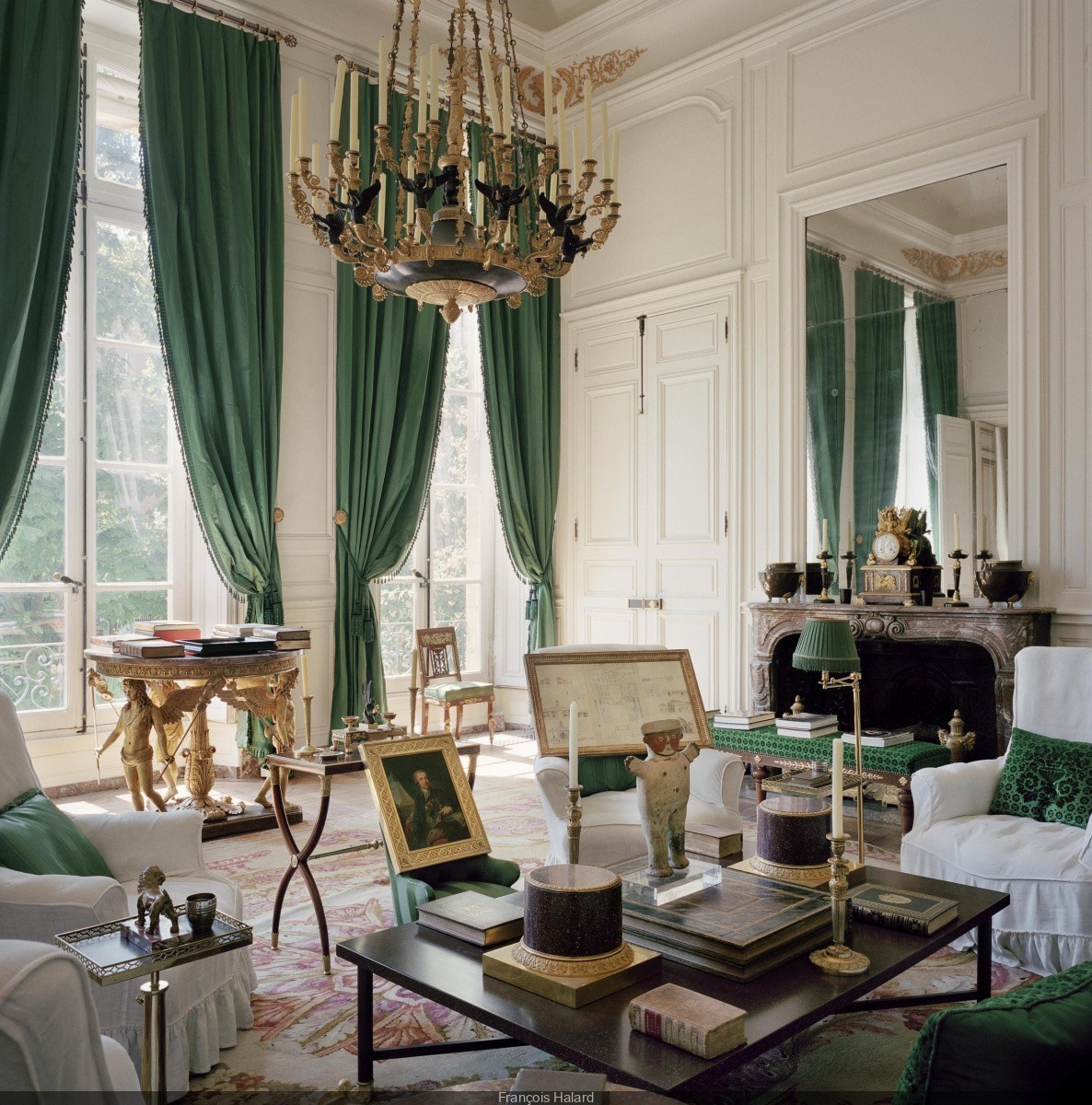 Το «αυτοκρατορικό σαλόνι» στο Οτέλ Ντ΄Ορουάρ στο Παρίσι