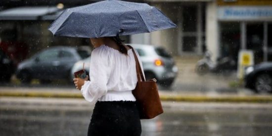 Έκτακτο δελτίο ΕΜΥ: Βροχές, καταιγίδες και χαλάζι μέχρι τέλος της εβδομάδας