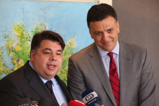 Συνάντηση Κικίλια – Τσούνη: Πρωτοφανής ζήτηση εισιτηρίων από ΗΠΑ για Ελλάδα