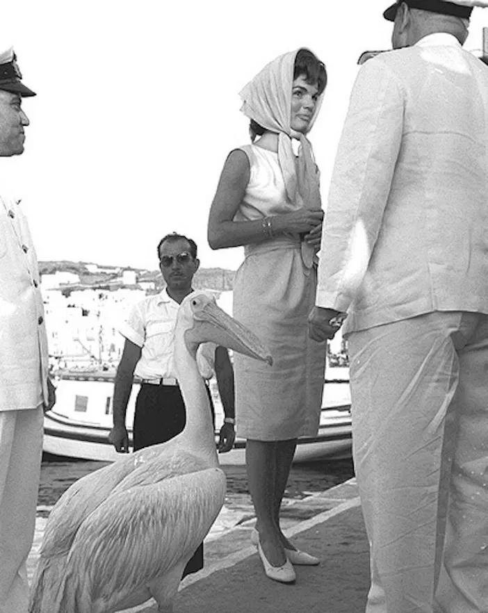 Η Τζάκι Κένεντι στη Μύκονο το 1960