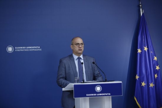 Οικονόμου για Τουρκία: Απαιτούμε σεβασμό του Διεθνούς Δικαίου από όλους