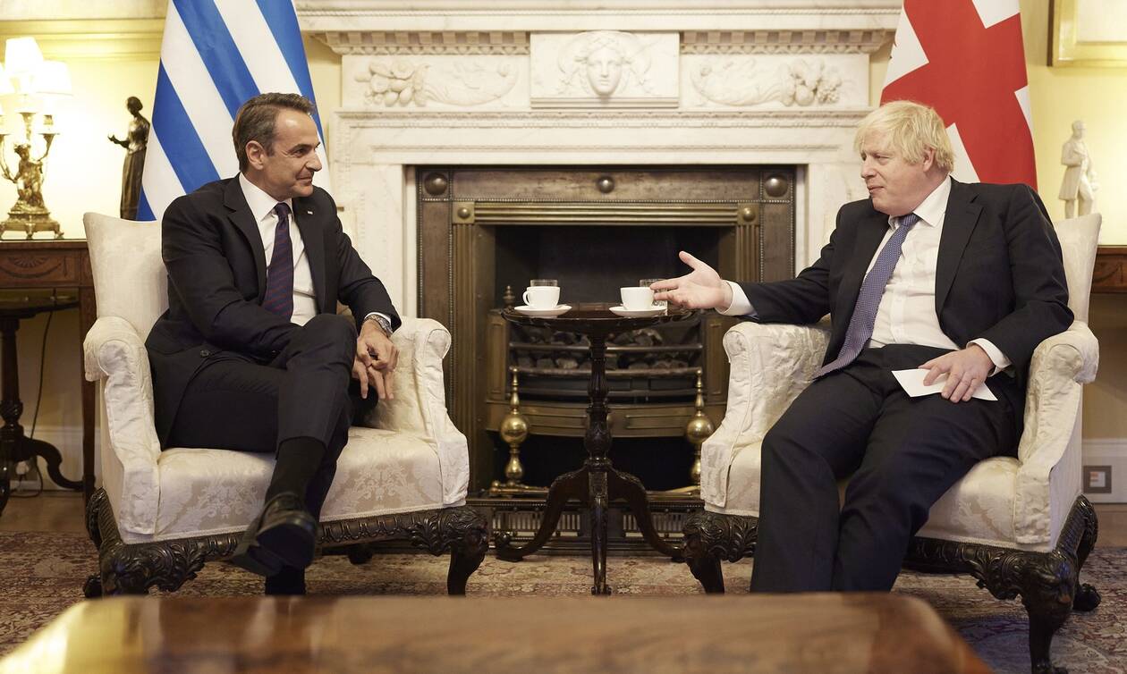 Ο πρωθυπουργός Κυριάκος Μητσοτάκης κατά την επίσημη επίσκεψή του στο Λονδίνο και τη συνάντηση με τον βρετανό ομόλογό του Μπόρις Τζόνσον