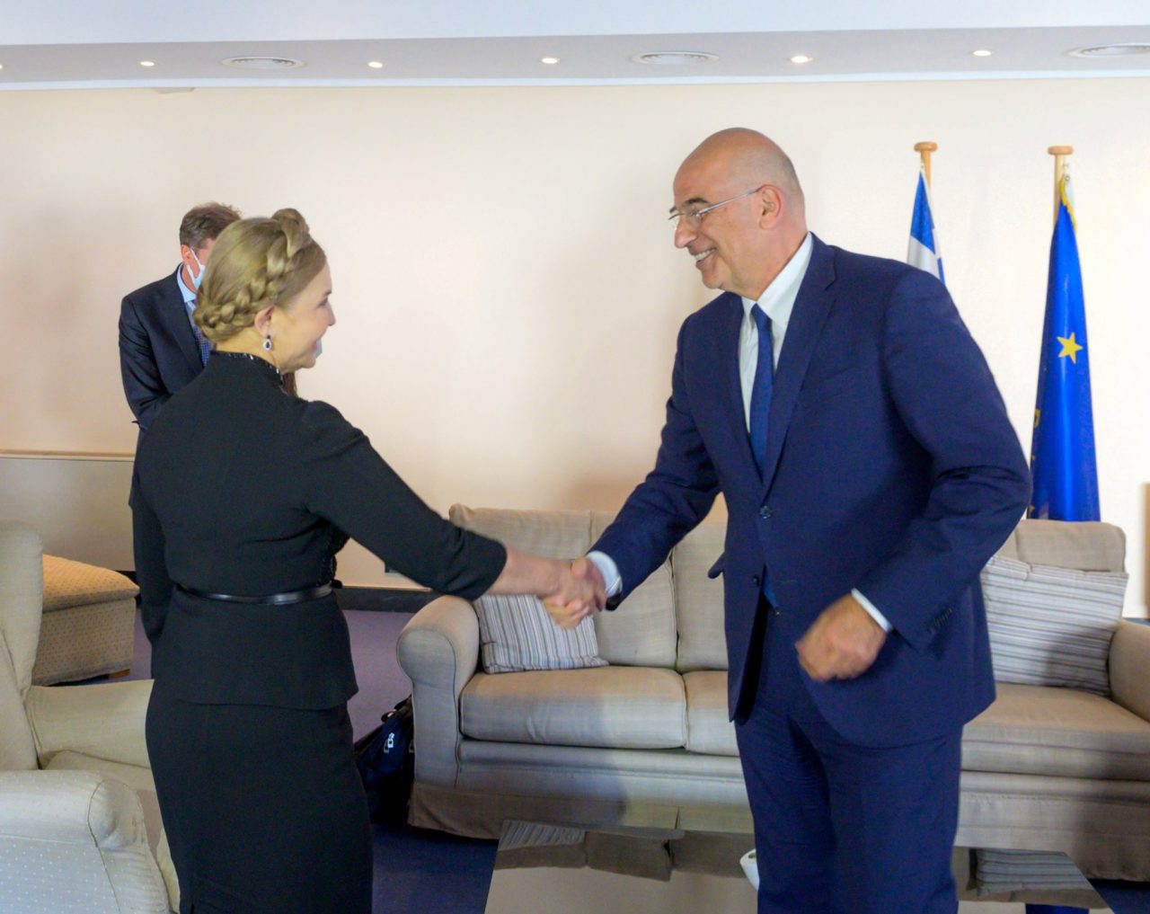 Ο Νίκος Δένδιας με την πρώην πρωθυπουργό της Ουκρανίας, Γιούλια Τιμοσένκο