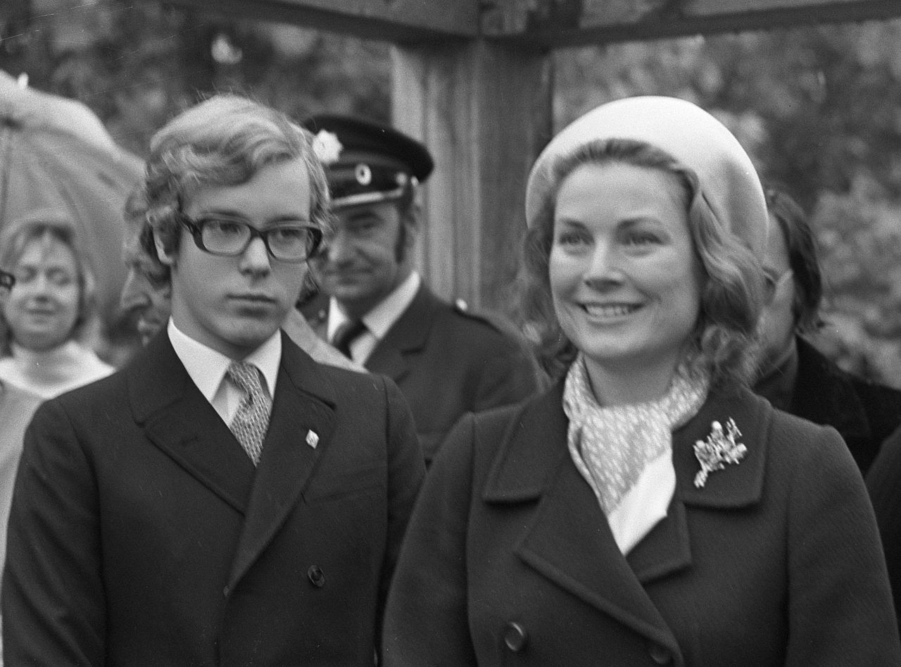 Ο Αλβέρτος με την μητέρα του Γκρέις Κέλι το 1972