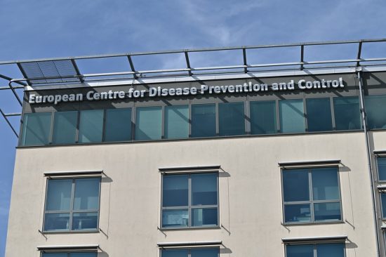 ECDC: Χαμηλό το επίπεδο κινδύνου της «Κράκεν» για τον γενικό πληθυσμό