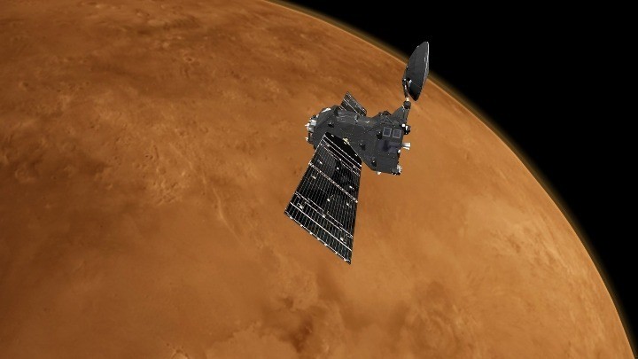 καλλιτεχνική απεικόνιση δορυφόρου γύρω από τον Άρη