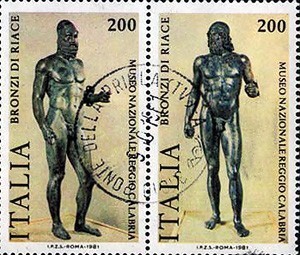 Γραμματόσημο με τους δύο πολεμιστές