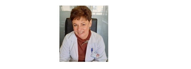Ελένη Κομνηνού, Ρευματολόγος Διευθύντρια Κλινικής Αυτοάνοσων Ρευματικών Παθήσεων στο Μetropolitan General