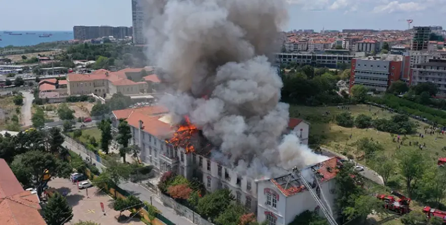 Κωνσταντινούπολη: Φωτιά σε ελληνικό νοσοκομείο