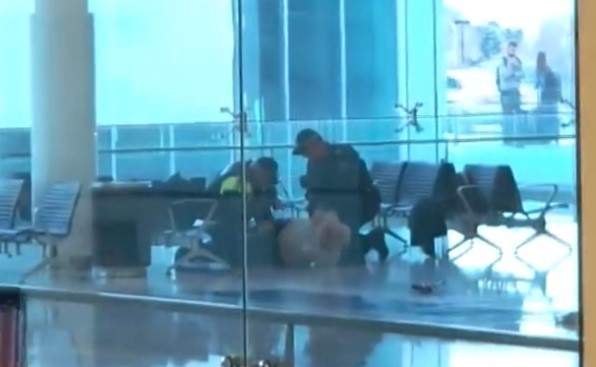 Αυστραλία: Ένας άνδρας συνελήφθη έπειτα από πυροβολισμούς στο αεροδρόμιο της Καμπέρας
