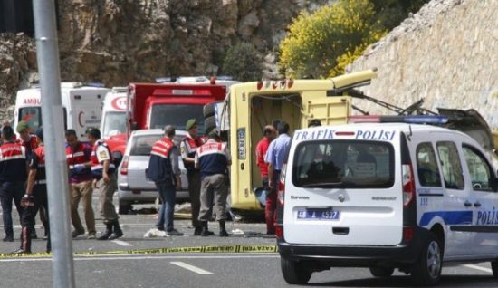 Τουρκία: Τραγικό τροχαίο με τουλάχιστον 15 νεκρούς και 22 τραυματίες