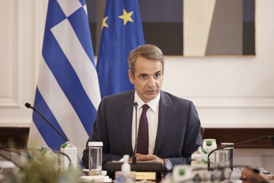 Κορονοϊός: Έκτακτη σύσκεψη στο Μαξίμου υπό τον Κυριάκο Μητσοτάκη