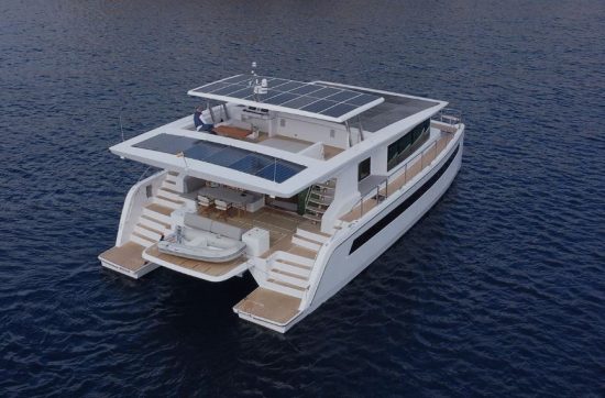 Τα πολυτελή γιοτ της Silent-Yachts με καθαρή ενέργεια θα παρουσιαστούν το 2023 στο Dubai Boat Show