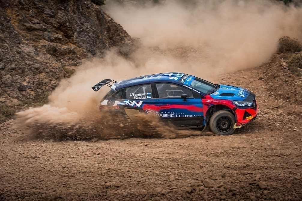 ΕΚΟ Acropolis Rally: Έτοιμοι Αθανασούλας – Ζακχαίος!