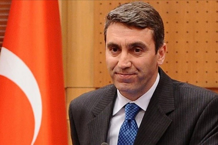 ι ο πρεσβευτής της Τουρκίας στην Ελλάδα Μπουράκ Οζούγκεργκιν