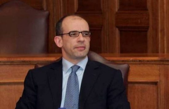 Δραβίλλας: «Νόμιμη η επισύνδεση Ανδρουλάκη αν το αίτημα έφερε υπογραφές»