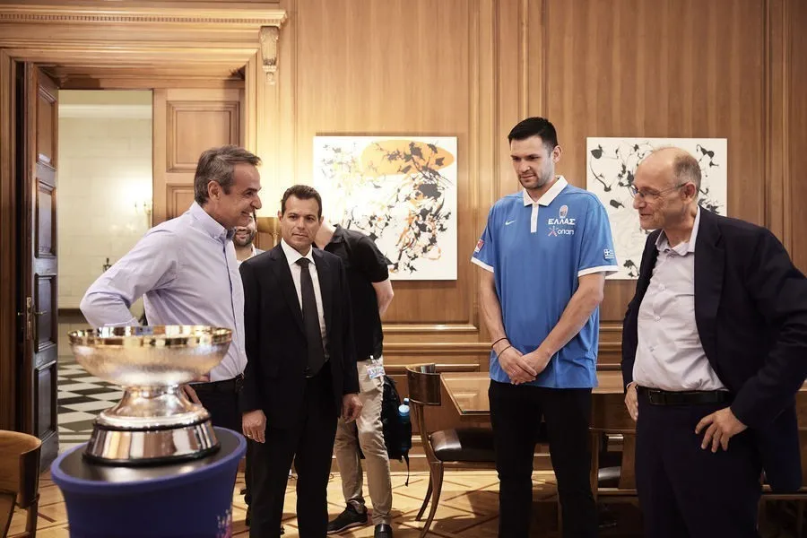 Ο πρωθυπουργός Κυριάκος Μητσοτάκης συναντάται με την Ελληνική Ομοσπονδία Καλαθοσφαίρισης (Φωτο αρχείου ΑΠΕ-ΜΠΕ)