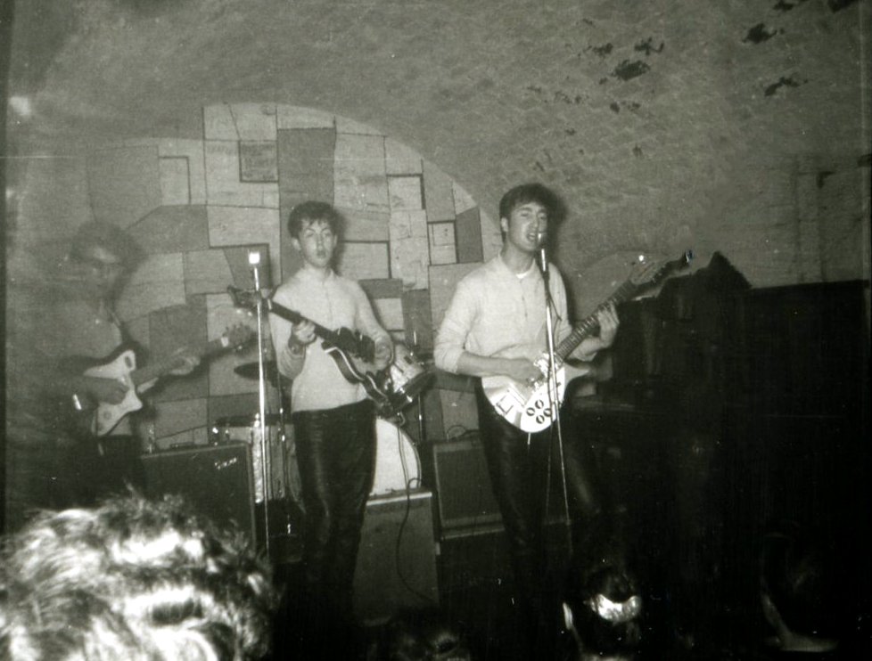 Τζον Λέον και Πολ Μακάρτνεϊ σε συναυλία στο Λίβερπουλ το 1961