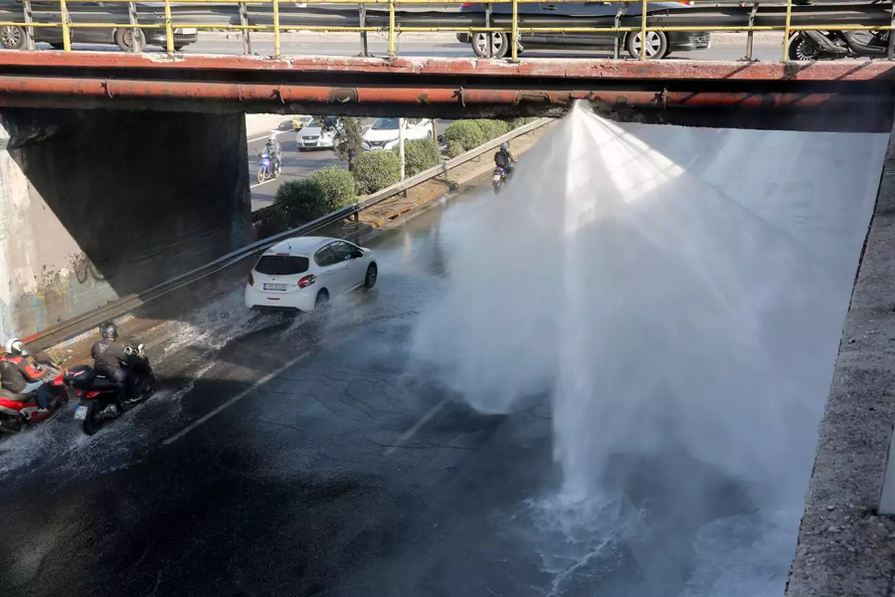ΕΥΔΑΠ: Η θραύση στον αγωγό στον Κηφισό δεν έχει ουδεμία σχέση με θέματα συντήρησης