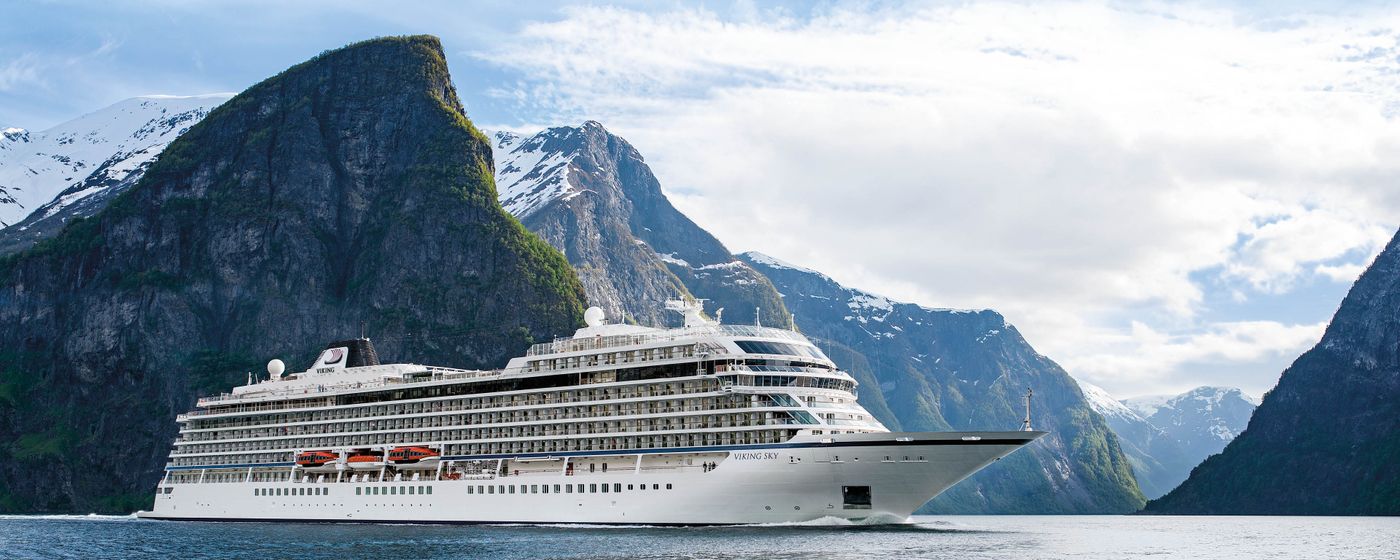 Η Fincantieri παρέδωσε το κρουαζιερόπλοιο Viking Neptune που διαθέτει 465 καμπίνες και φιλοξενεί 930 επιβάτες