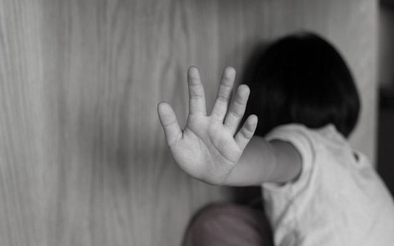 Σοκ στο Ηράκλειο: Βίαζε την ανήλικη αδερφή των φίλων του επί επτά χρόνια