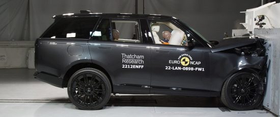 Πόσο ασφαλές είναι το νέο Range Rover; (video)