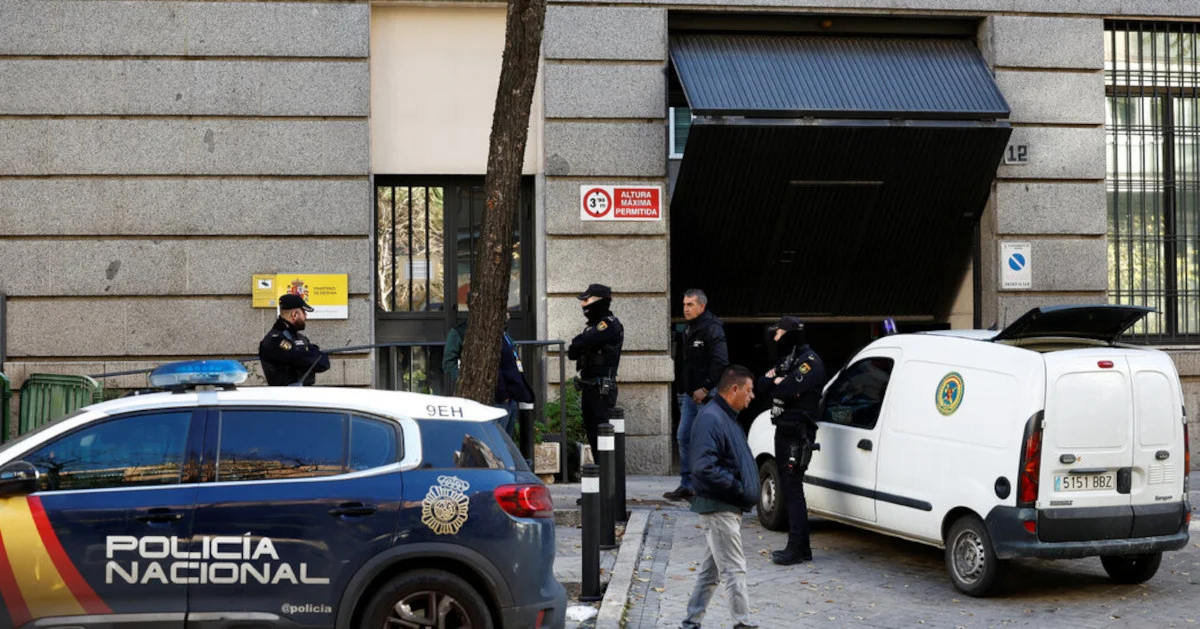«Ματωμένο πακέτο» στην ουκρανική πρεσβεία στη Μαδρίτη