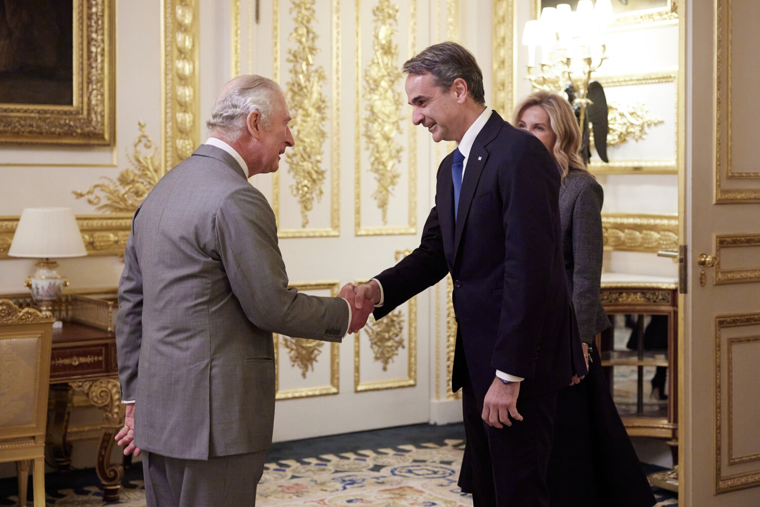 Ο πρωθυπουργός Κυριάκος Μητσοτάκης κατά την πρόσφατη συνάντησή του με τον βασιλιά Κάρολο