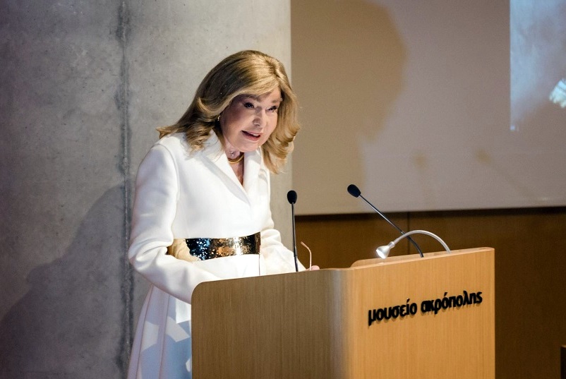 Η Μαριάννα Βαρδινογιάννη σε ομιλία της στο Μουσείο Ακρόπολης