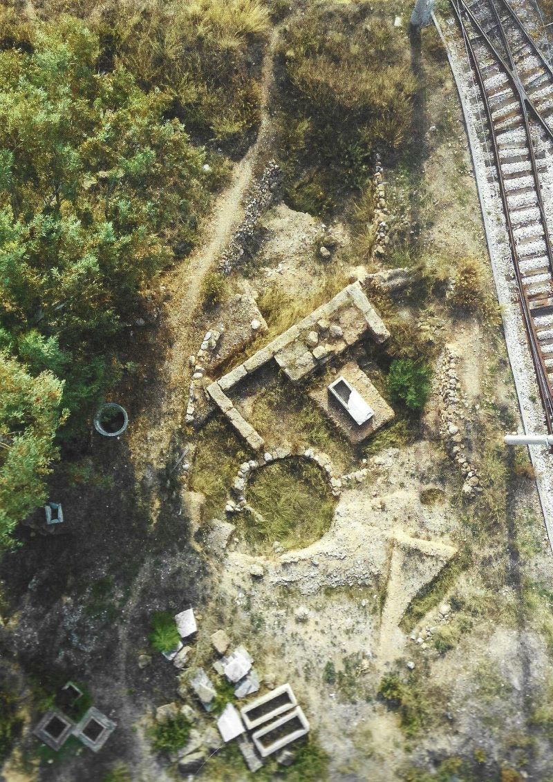 Το νεκροταφείο στο χώρο του αμαξοστασίου του τραμ - Ελληνικό: Οι αρχαίοι δήμοι, το αεροδρόμιο και η σημερινή εντυπωσιακή ανάπλαση