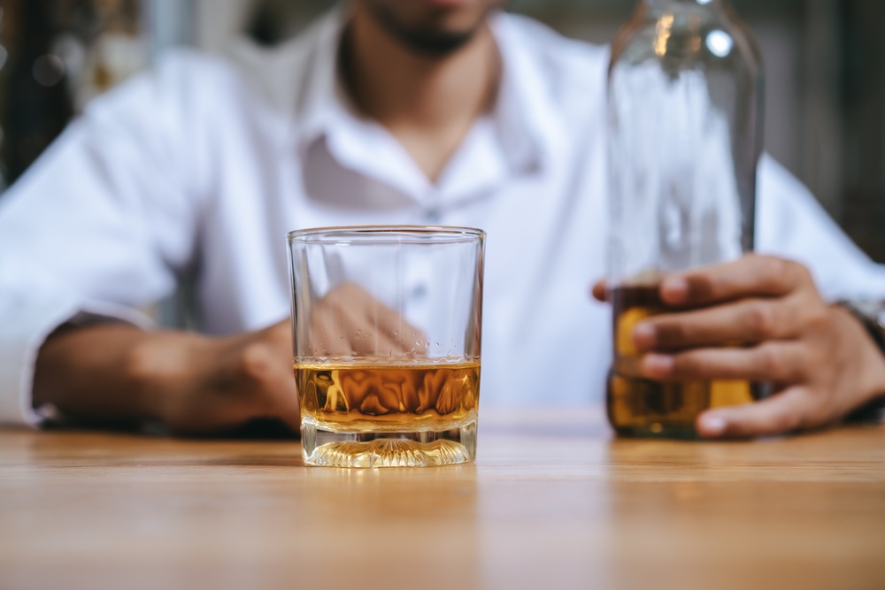 Αλκοόλ και καρκίνος παγκρέατος: Ποιοι κινδυνεύουν περισσότερο;