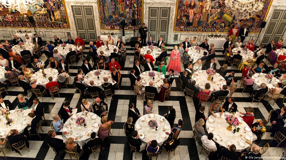 Δείπνο στα γενέθλια του διαδόχου, πρίγκηπα Φρειδερίκου, στο Ανάκτορο Κρίστιανσμποργκ της Κοπεγχάγης το 2018