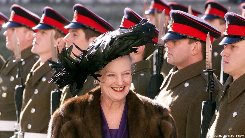 Η βασίλισσα Μαργαρίτα στη διάρκεια επίσκεψης στη Μ. Βρετανία το 2000
