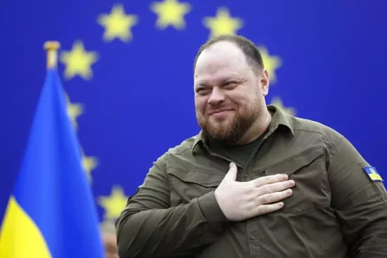 Πρόεδρος ουκρανικής Βουλής: Χρειαζόμαστε περισσότερα άρματα μάχης και αεροσκάφη