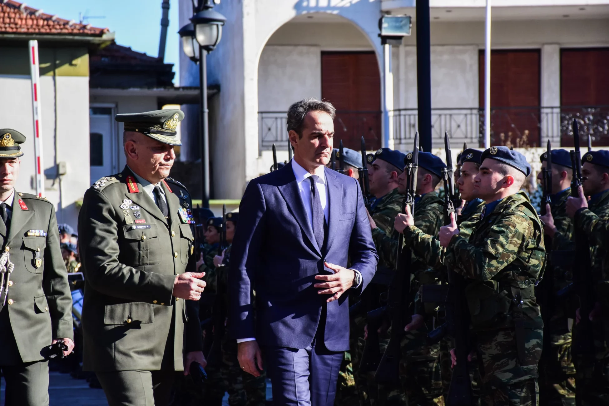 Μητσοτάκης: Θα παραστεί στην εξόδιο ακολουθία του σμηναγού Τσιτλακίδη