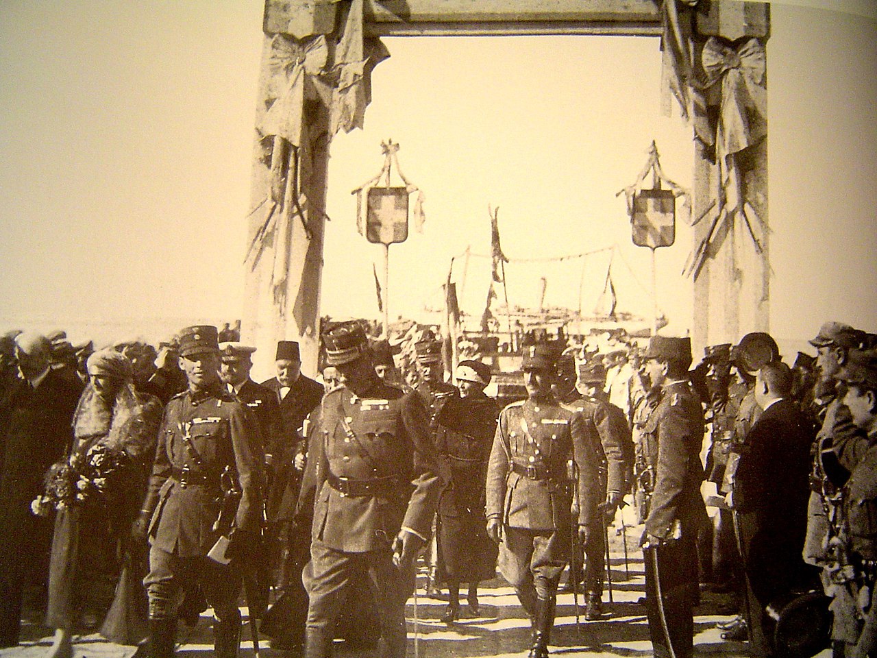 Ο Κωνσταντίνος Α΄ στη Σμύρνη το 1921