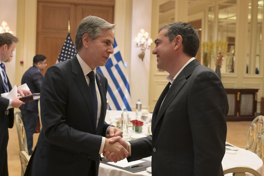 Ο Πρόεδρος του ΣΥΡΙΖΑ Προοδευτική Συμμαχία, Αλέξης Τσίπρας συναντήθηκε και συνομίλησε με τον Υπουργό Εξωτερικών των ΗΠΑ Άντονι Μπλίνκεν στην Αθήνα (ΑΠΕ-ΜΠΕ)