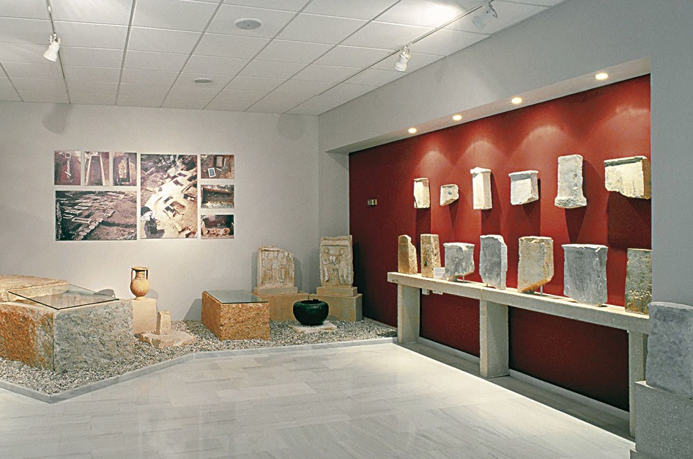 Έκθεση του υπάρχοντος Αρχαιολογικού Μουσείου Λευκάδας
