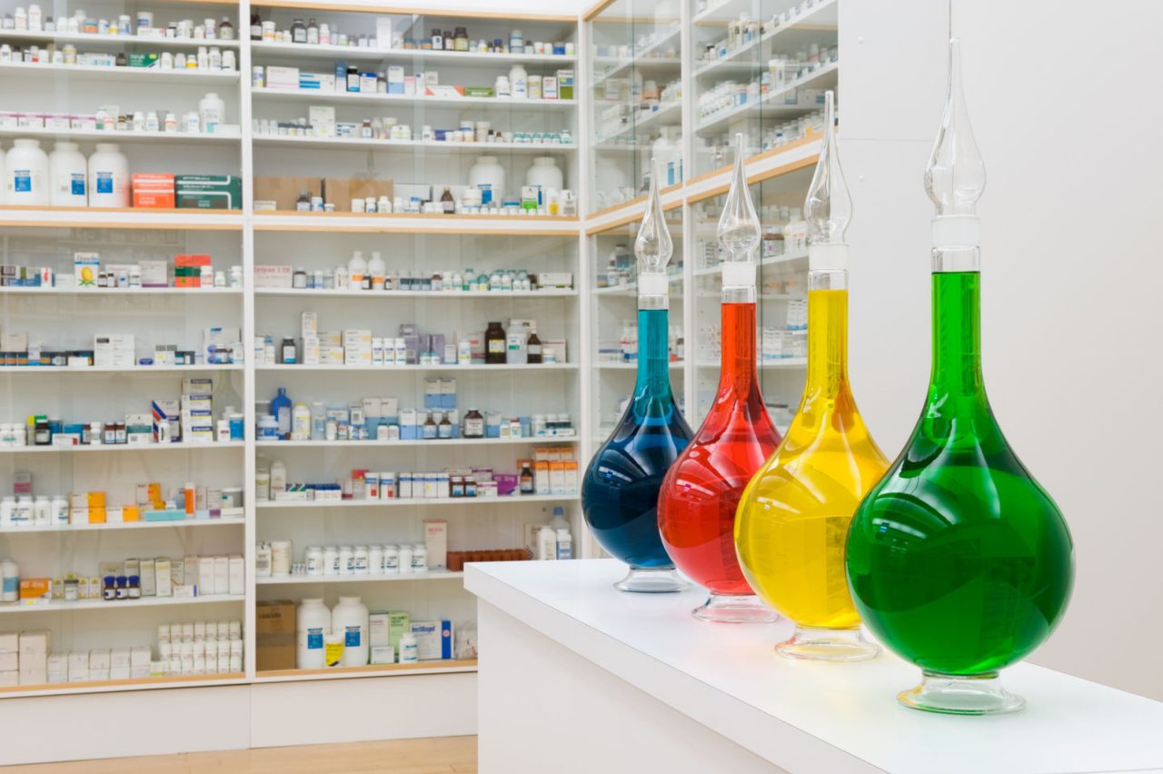Τμήμα του Φαρμακείου όπως παρουσιάστηκε στην Tate Modern του Λονδίνου
