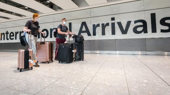 ΕΕ: Δωρεάν ταξιδιωτικό πάσο σε 35.000 νέους και νέες